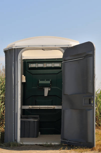 Best Porta potty rental for festivals  in Lauderdale Lakes, WI