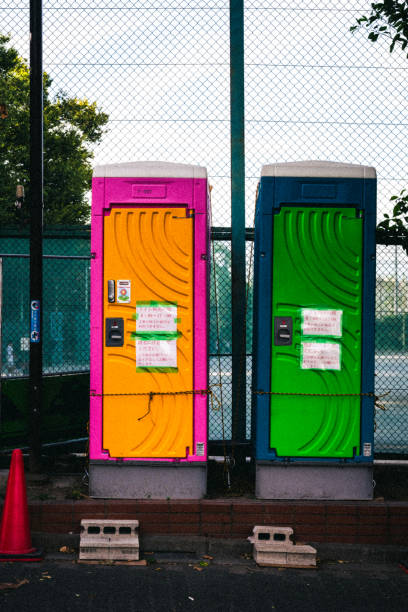 Portable bathroom rental in Lauderdale Lakes, WI