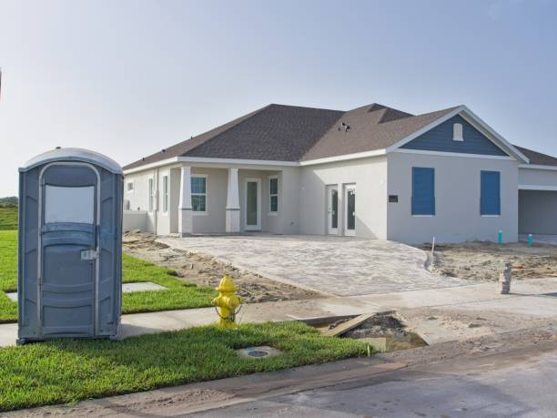 Best Porta potty rental near me  in Lauderdale Lakes, WI